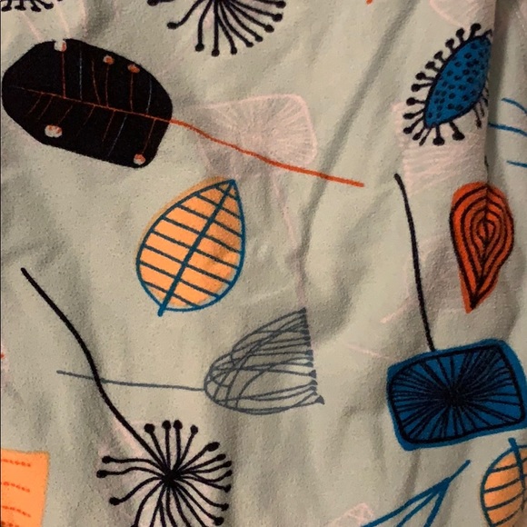 Lularoe os leggings - Picture 2 of 3